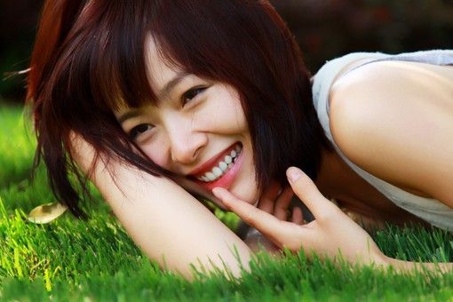 笑着面对生活情侣网名_WWW.WHOISQQ.COM