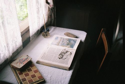 回忆网名女生_WWW.WHOISQQ.COM