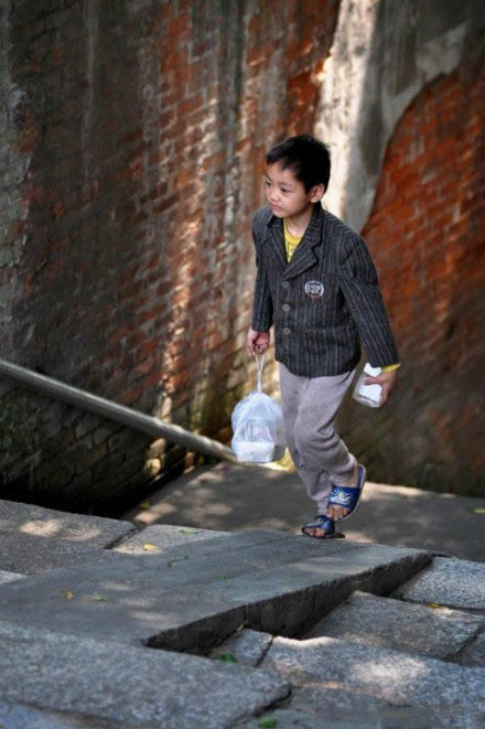励志网名鼓励自信男生_WWW.WHOISQQ.COM